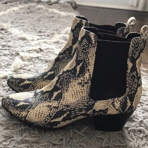 Sam Edelman snake skin bootie